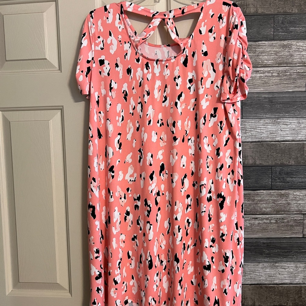 Dress - Picture 2 of 3